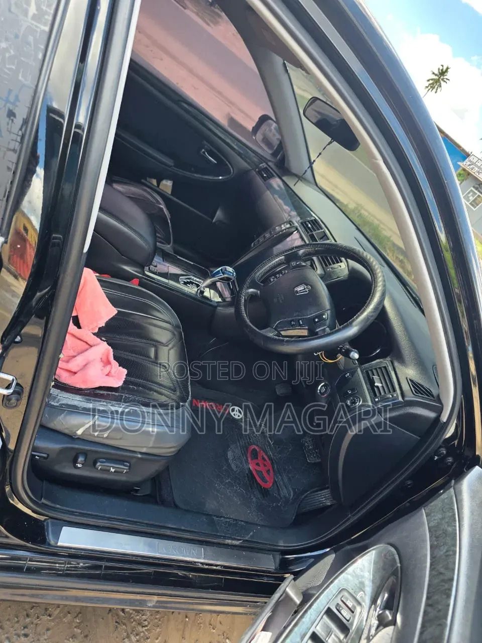 Toyota Crown 2006 Black