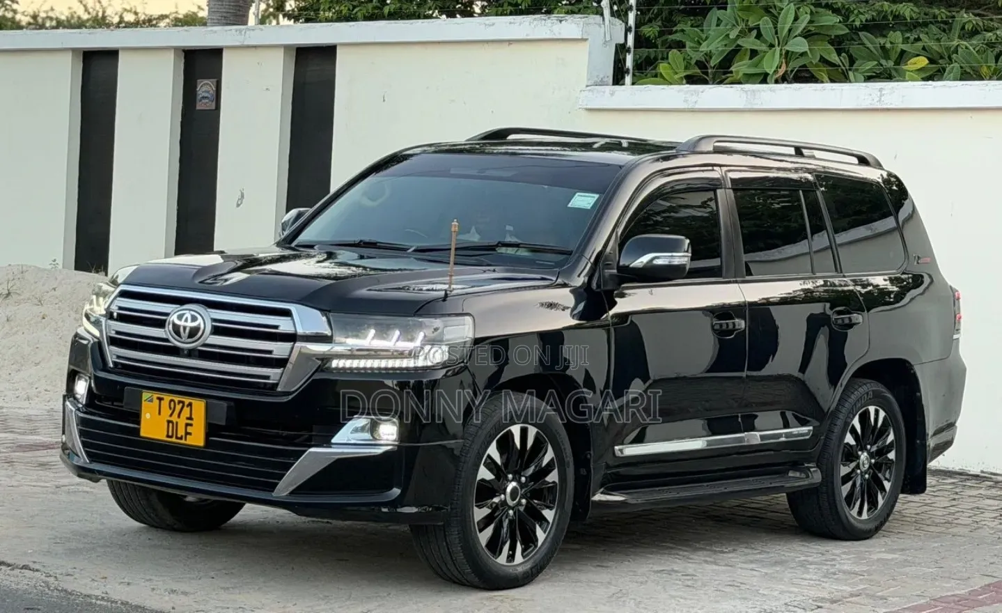 Toyota Land Cruiser 2020 Black