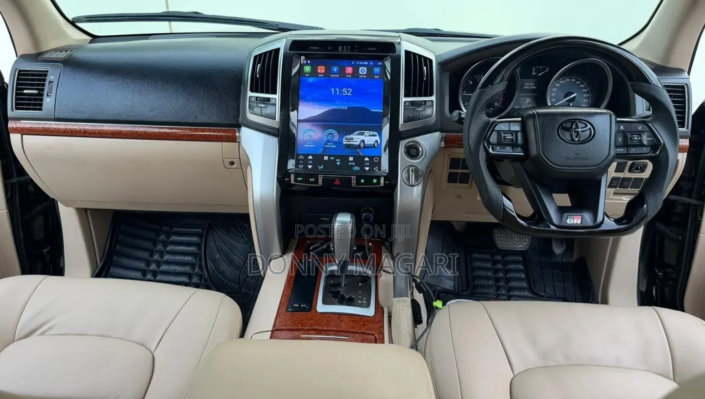 Toyota Land Cruiser 2020 Black