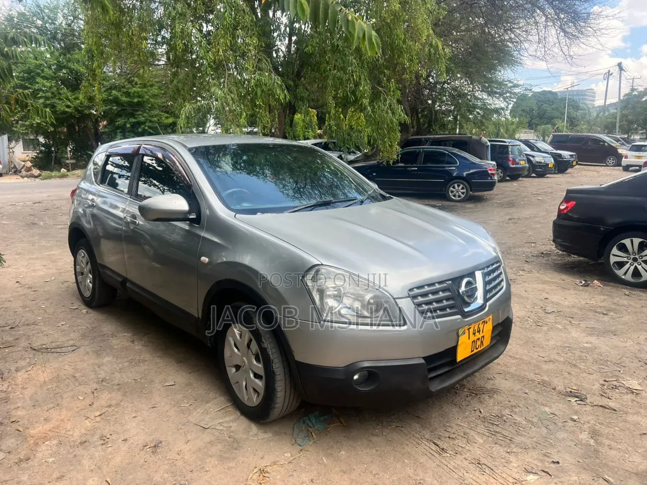 Nissan Dualis 2004 Gray