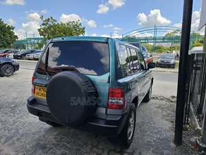 Mitsubishi Pajero 2005 Green