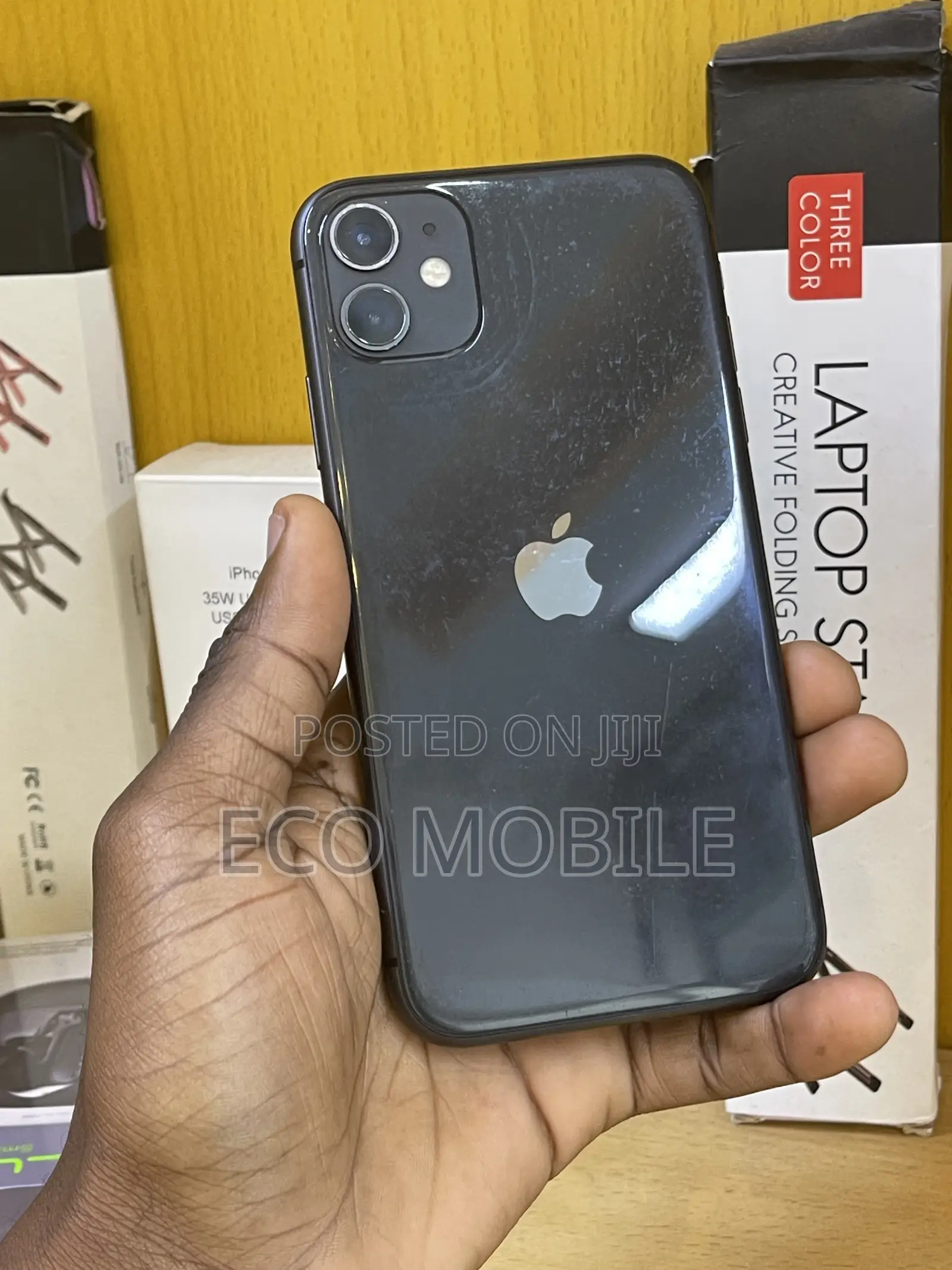 Apple iPhone 11 64 GB Black