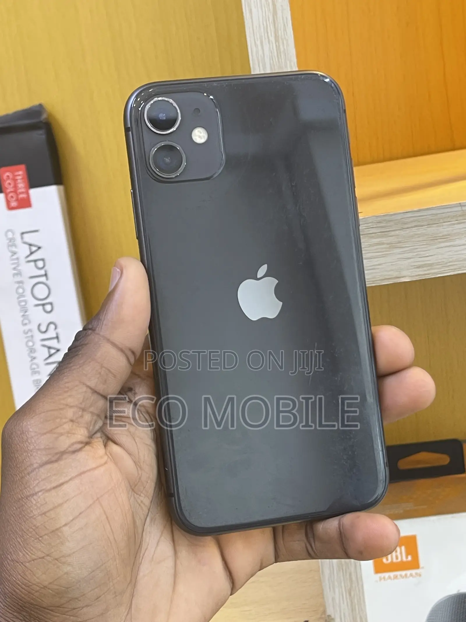 Apple iPhone 11 64 GB Black