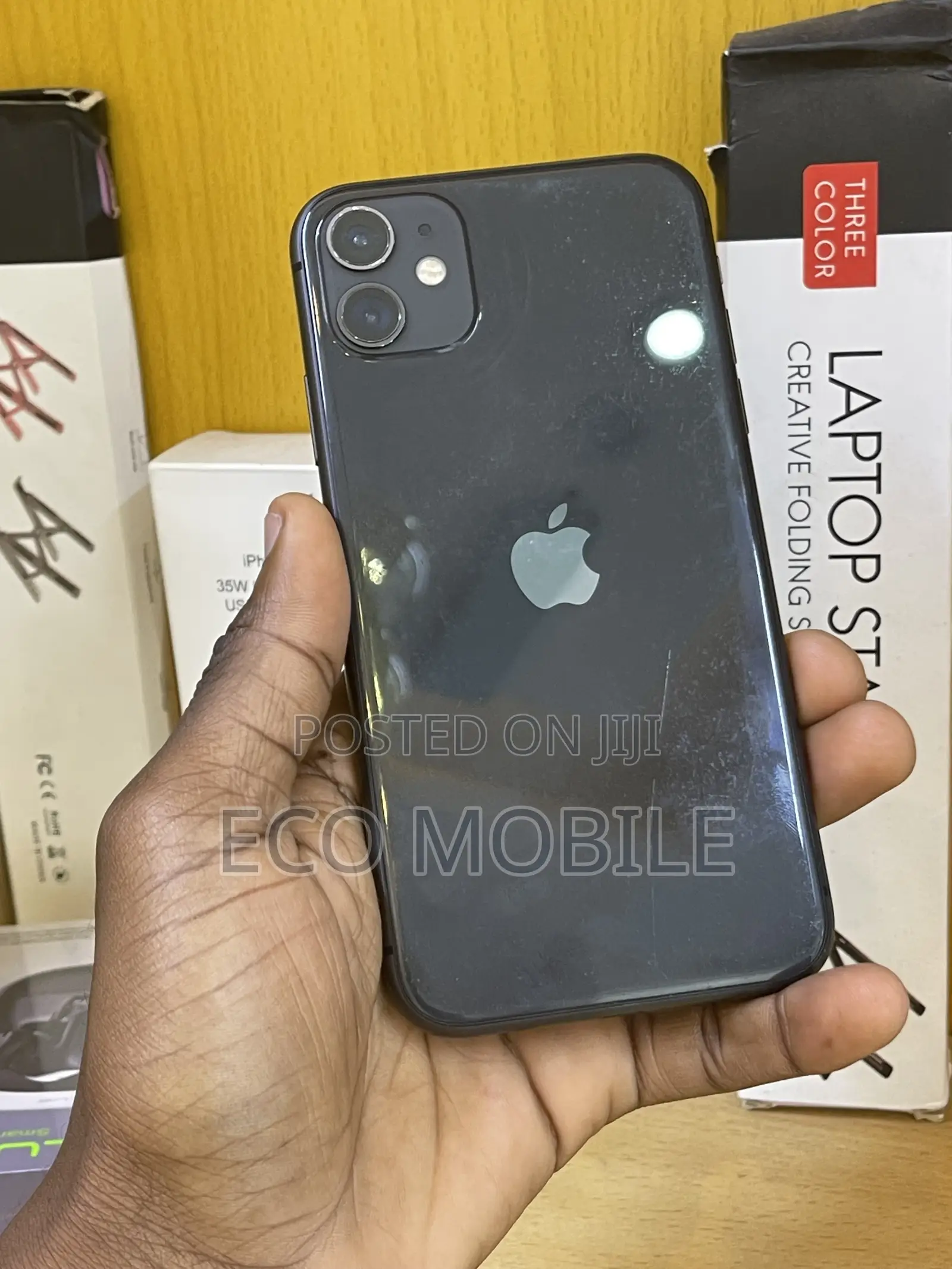 Apple iPhone 11 64 GB Black