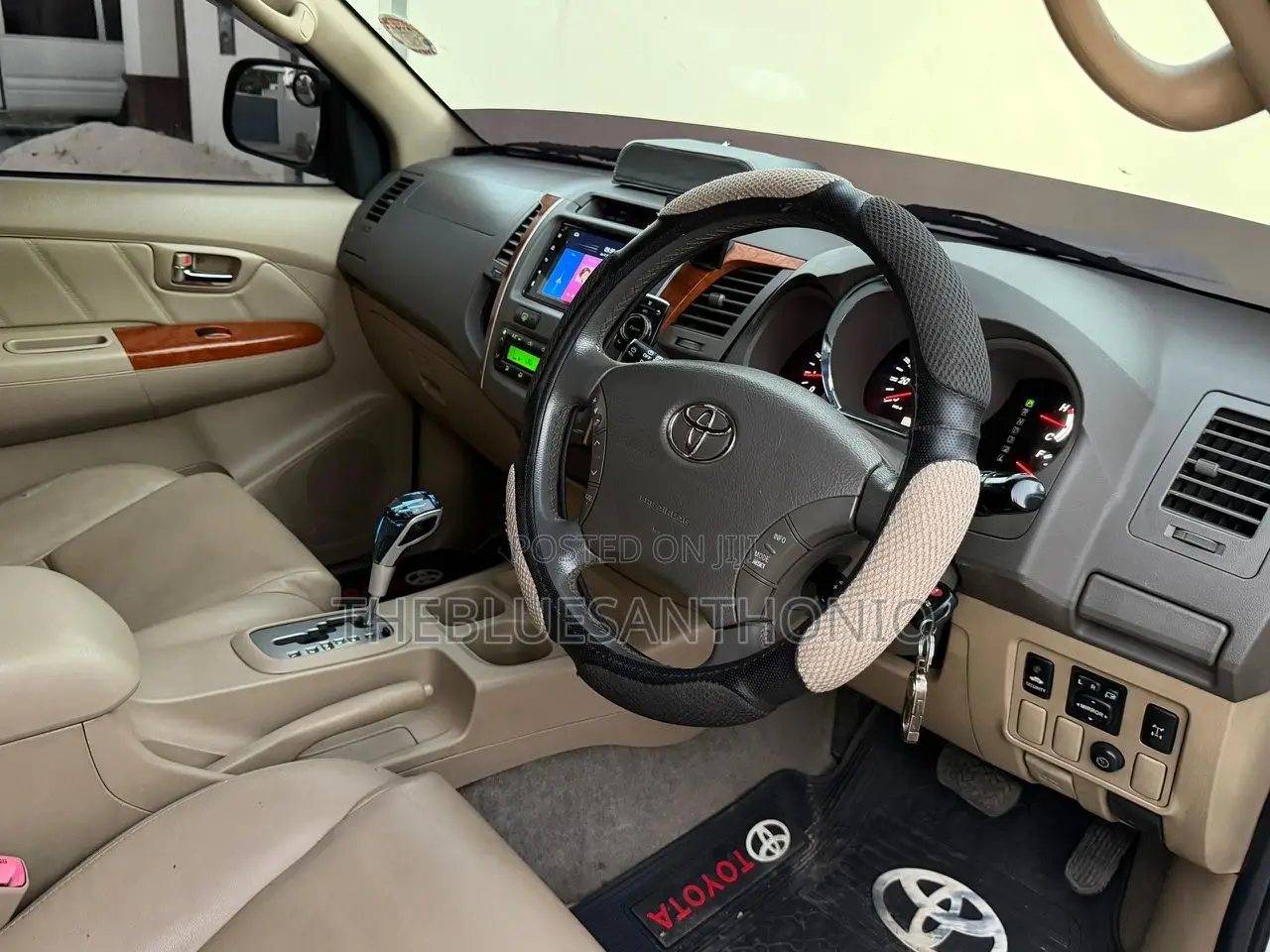 Toyota Fortuner 2015 White