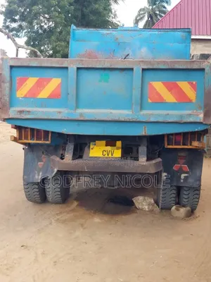 Fuso Tipa Tipper 6d17