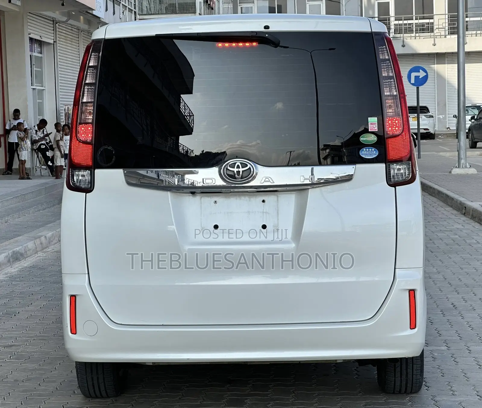 Toyota Noah 2016 White