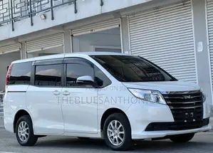 Toyota Noah 2016 White