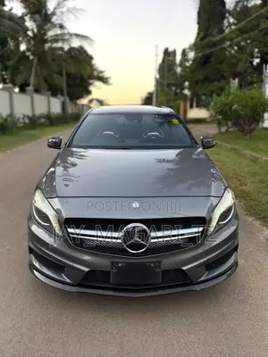Mercedes-Benz A-Class 2014 Gray
