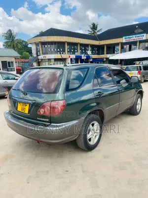 Toyota Harrier 2002 Green