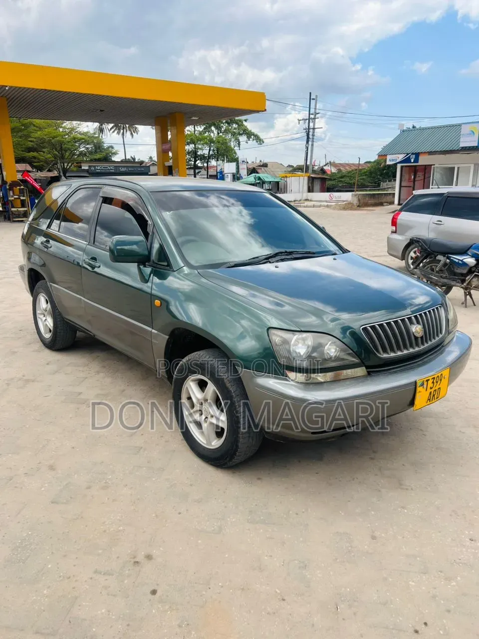 Toyota Harrier 2002 Green