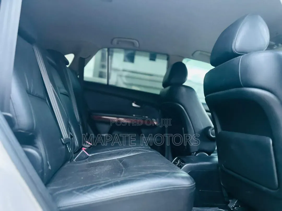 Toyota Harrier 2.4 2006 White