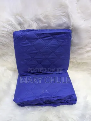 Bed Cover Nzuri Kwaajiri Ya Utunzaji Wa Godoro, Zipo 5x6 Na 6x6.