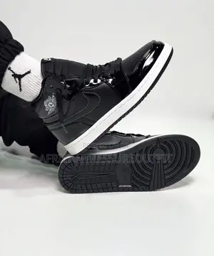 Nike Air Jordan 1mid Se “ Space Jam” Collection