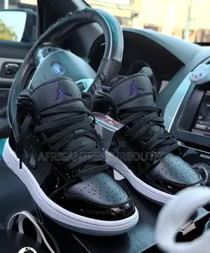 Nike Air Jordan 1mid Se “ Space Jam” Collection