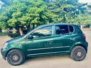 Toyota Vitz 2003 Green