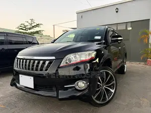 Toyota Vanguard 2011 Black