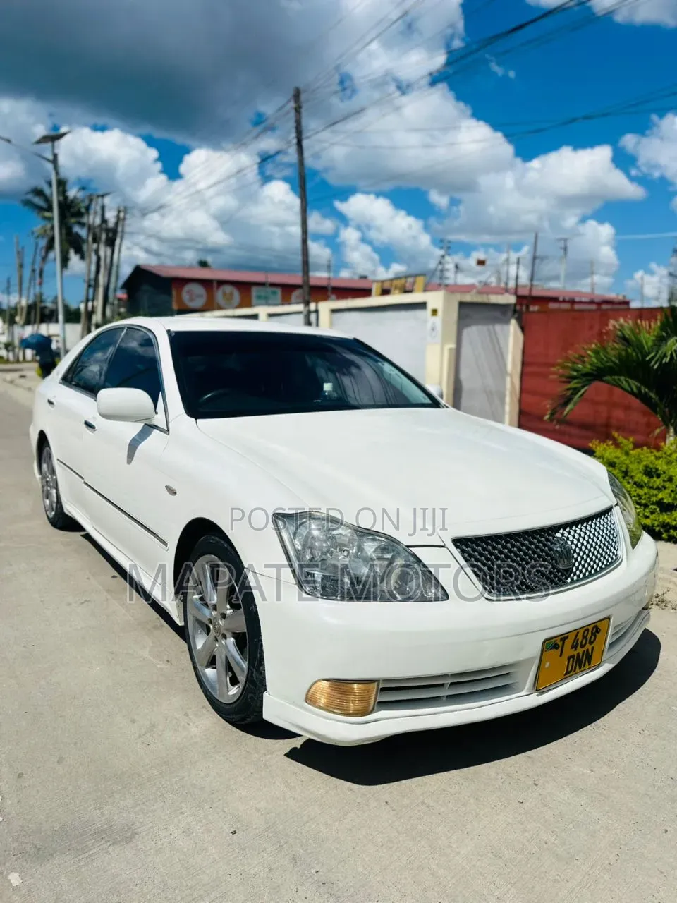 Toyota Crown Royale 2005 White