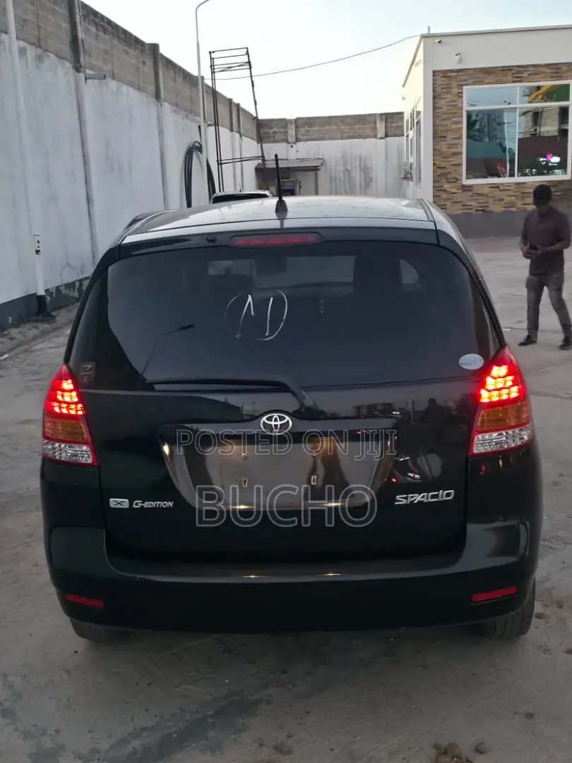 Toyota Corolla Spacio 2005 Black