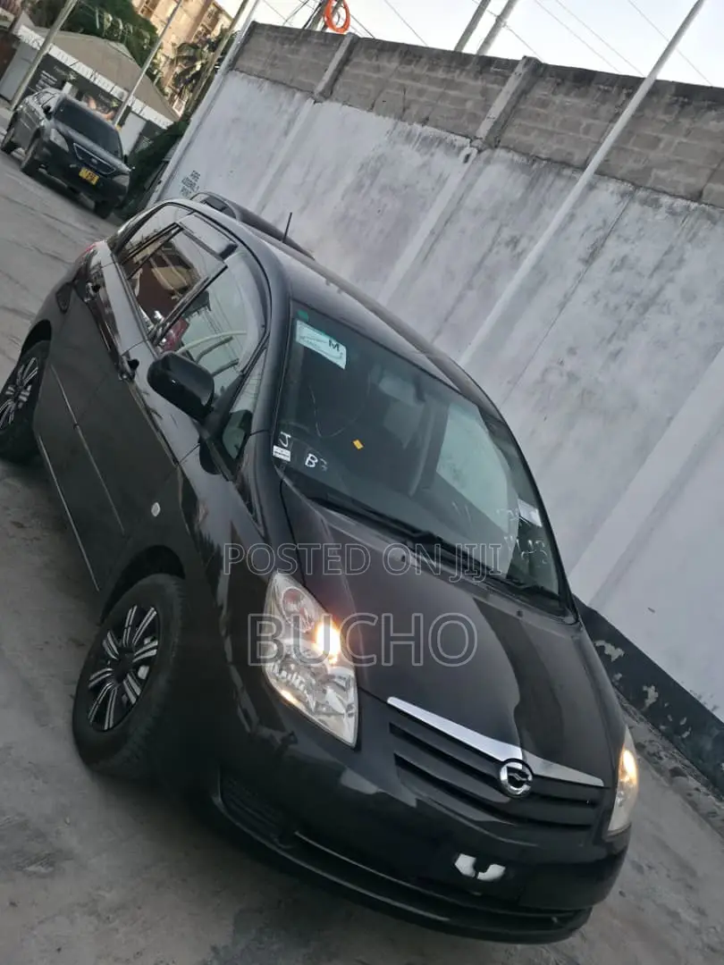 Toyota Corolla Spacio 2005 Black
