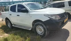 Mitsubishi L200 2008 White