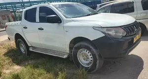 Mitsubishi L200 2008 White