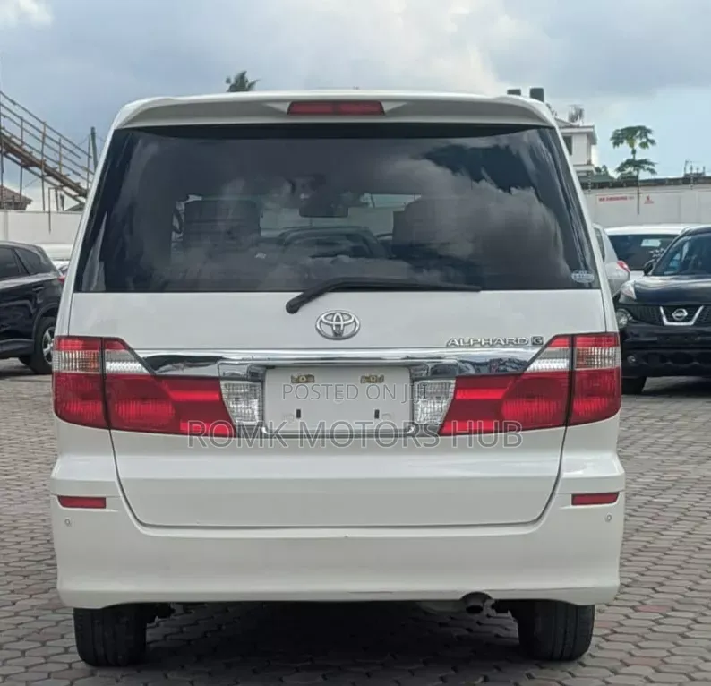 Toyota Alphard 2002 White