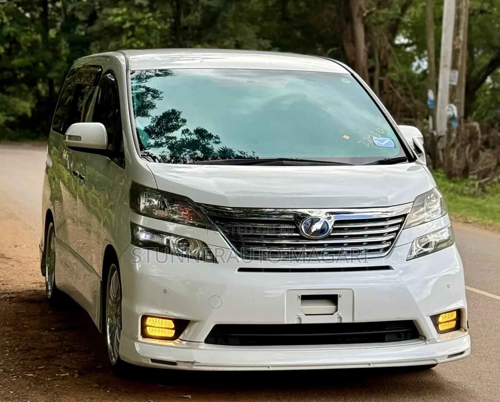Toyota Alphard 2009 Pearl