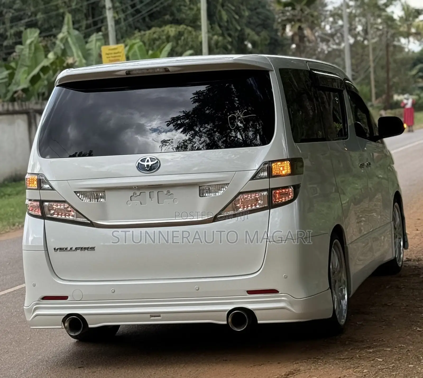 Toyota Alphard 2009 Pearl