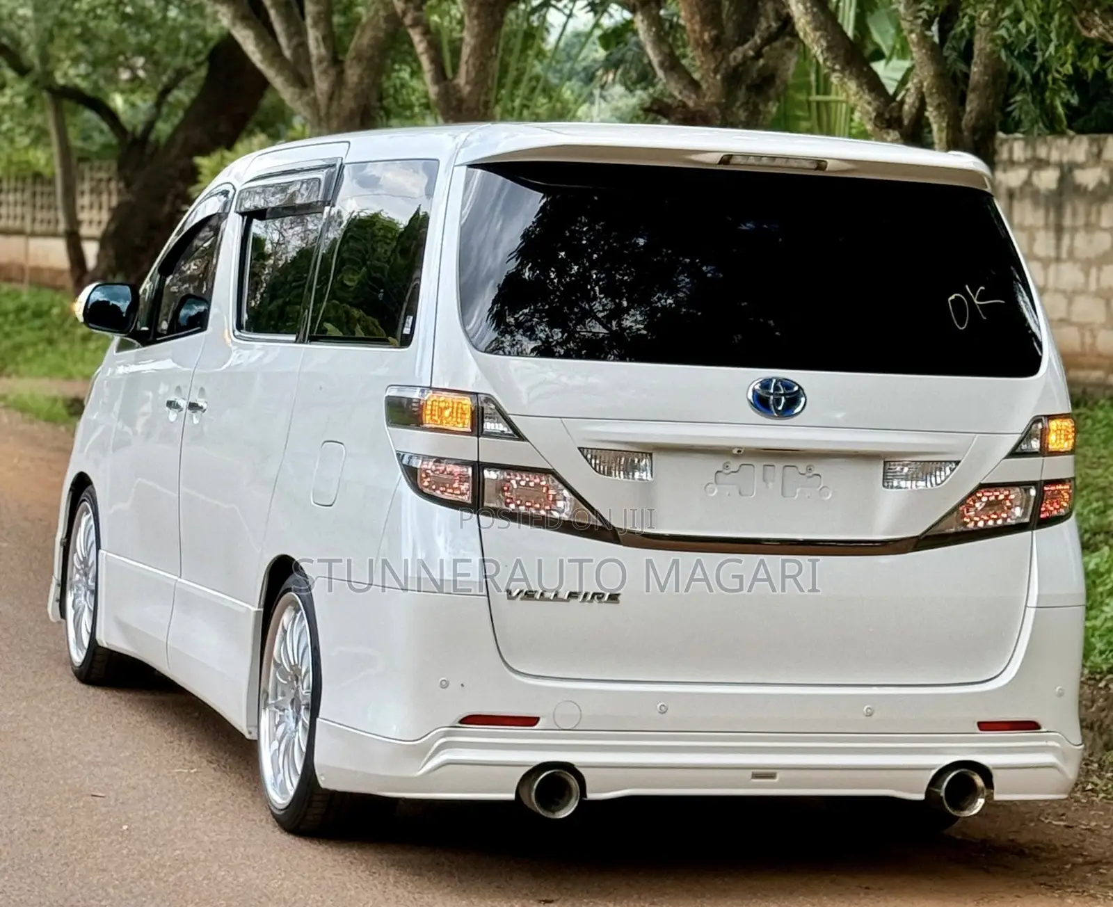 Toyota Alphard 2009 Pearl
