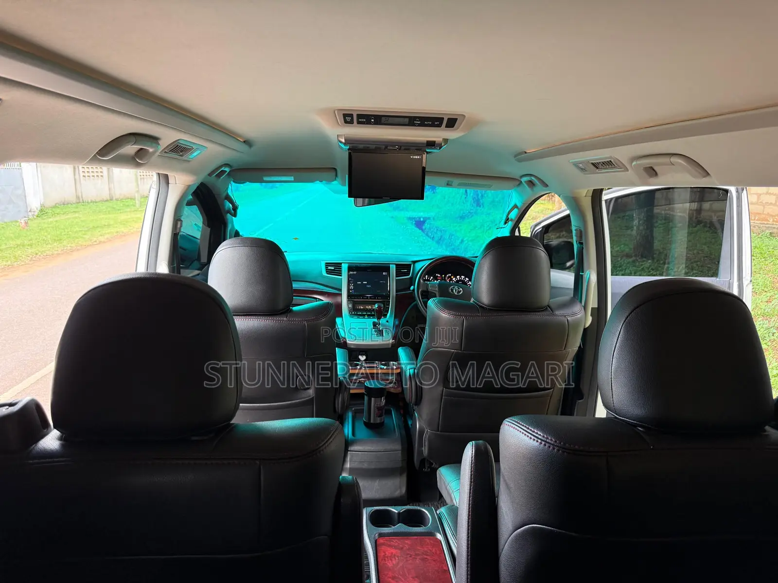 Toyota Alphard 2009 Pearl