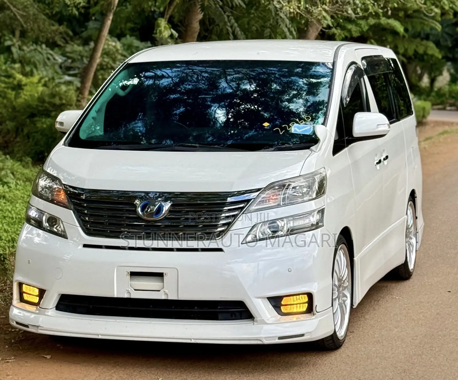 Toyota Alphard 2009 Pearl