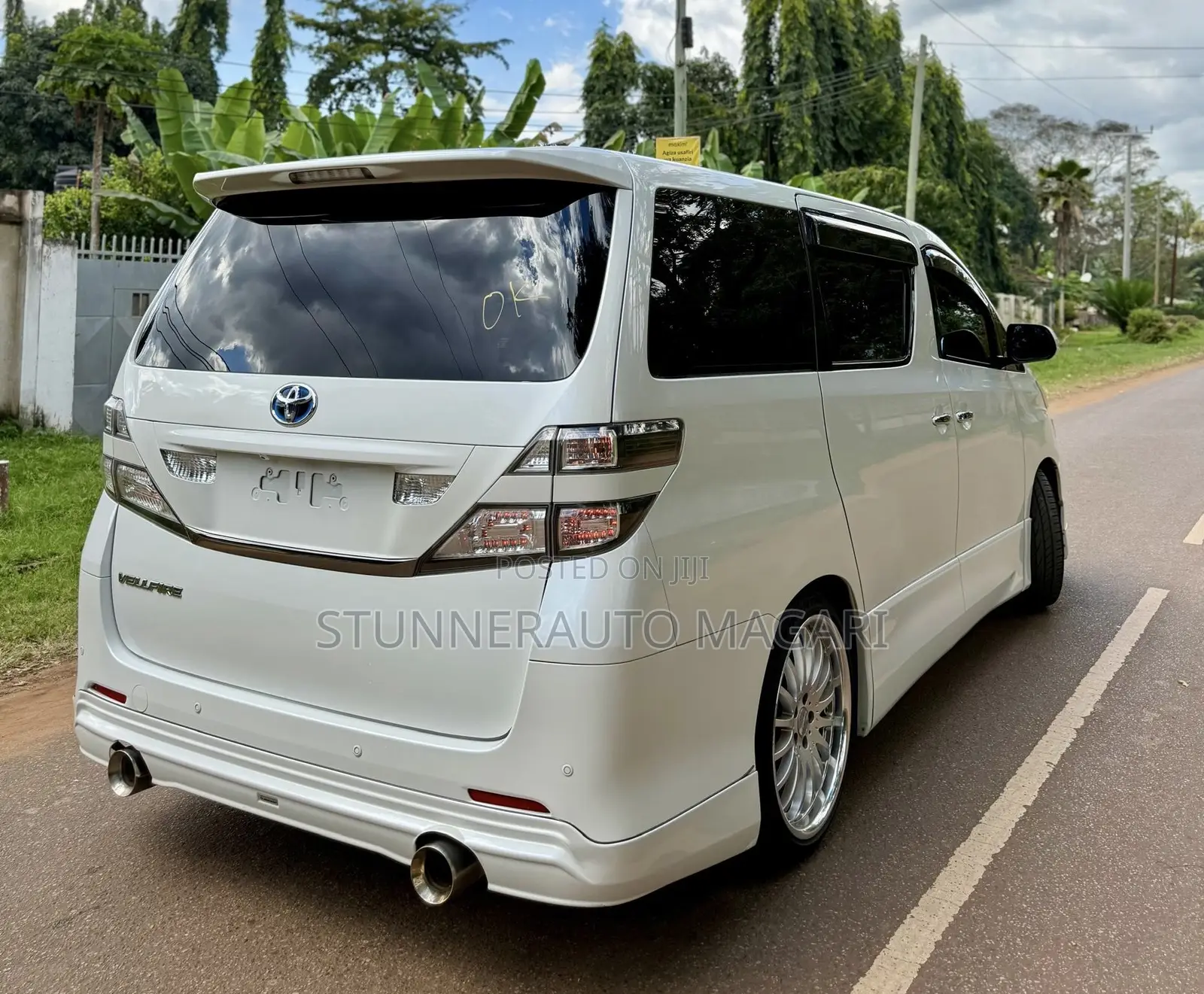 Toyota Alphard 2009 Pearl