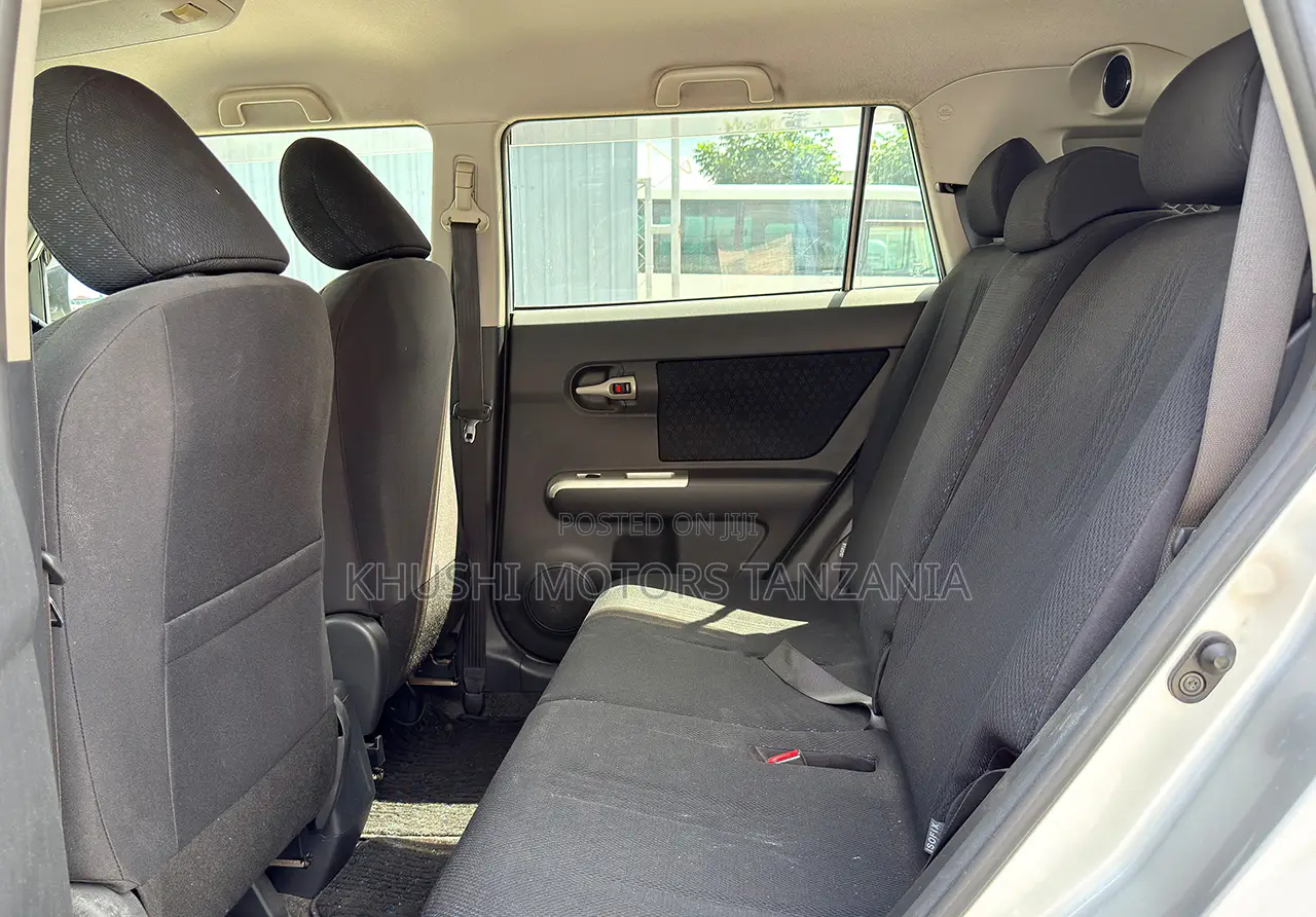 Toyota Corolla Rumion 2008 Silver
