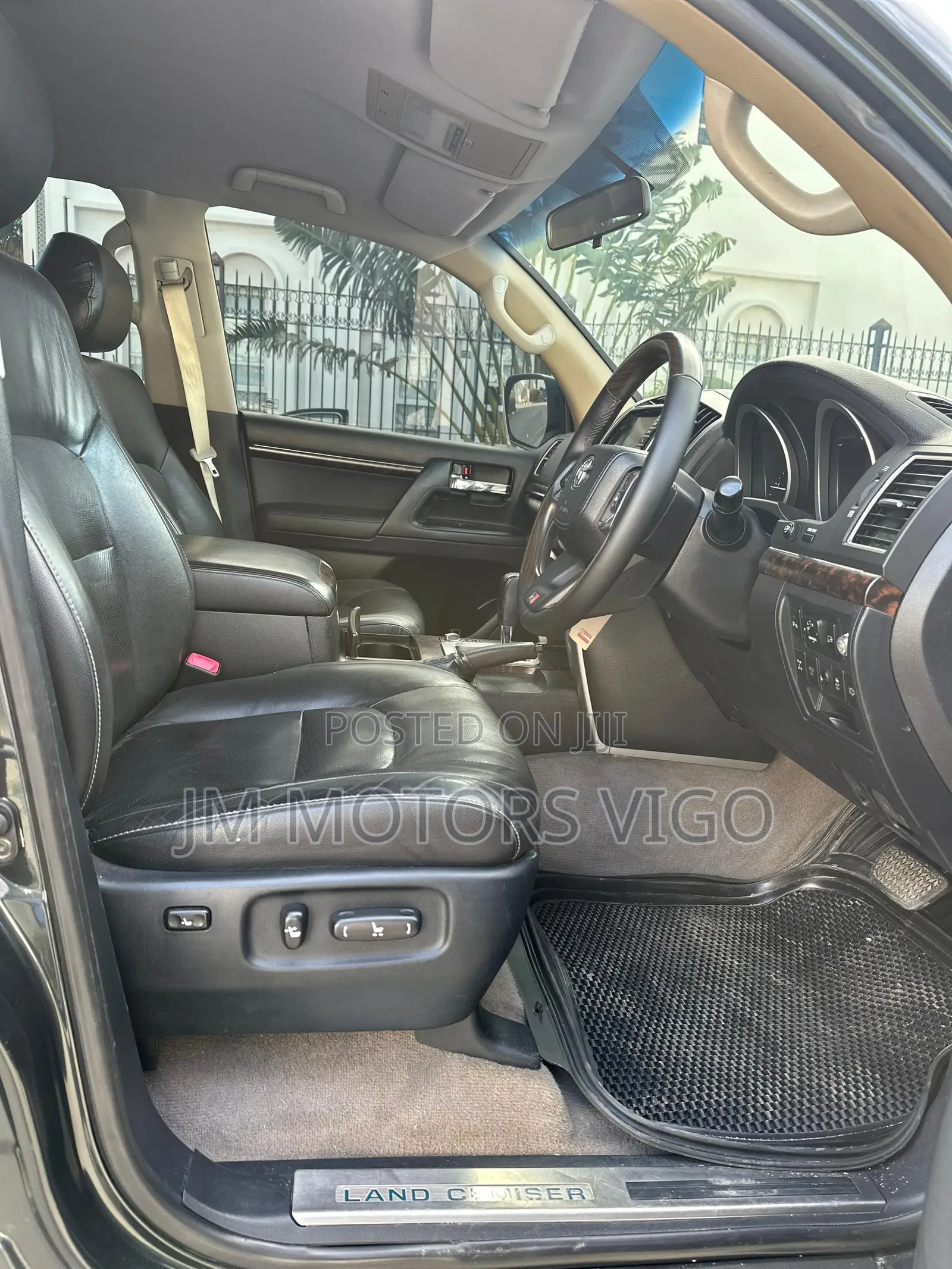 Toyota Land Cruiser Prado 2012 Gray