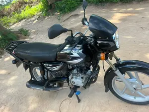 Bajaj Boxer 125 2025 Black