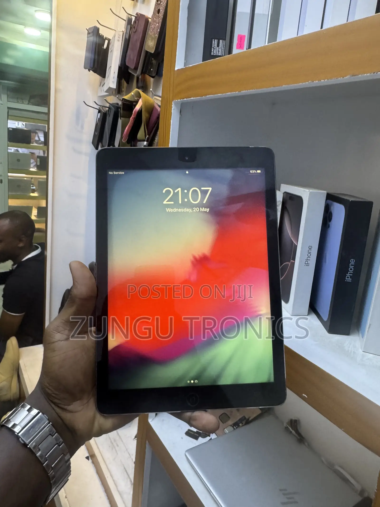 Apple iPad Air 128 GB Silver