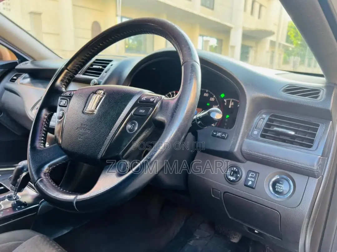Toyota Crown 2007 Pearl