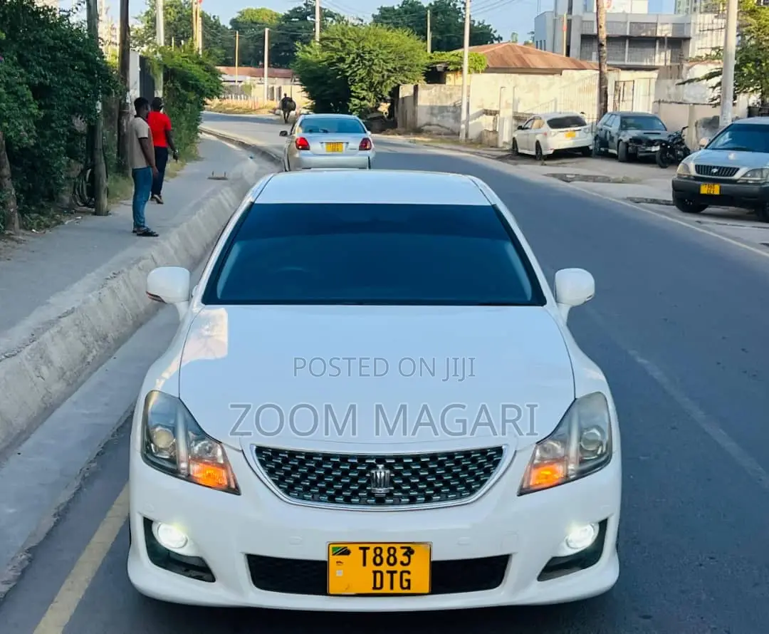 Toyota Crown 2007 Pearl