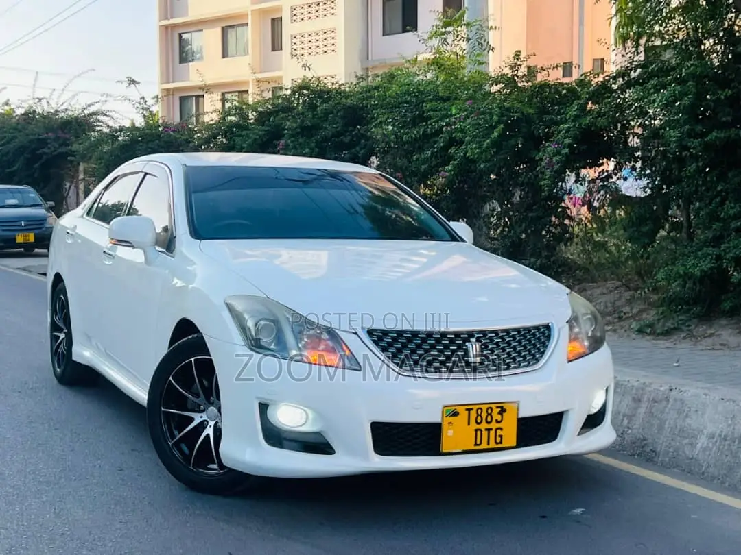 Toyota Crown 2007 Pearl