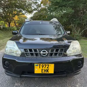 Nissan X-Trail 2.0 Petrol XE 2012 Black