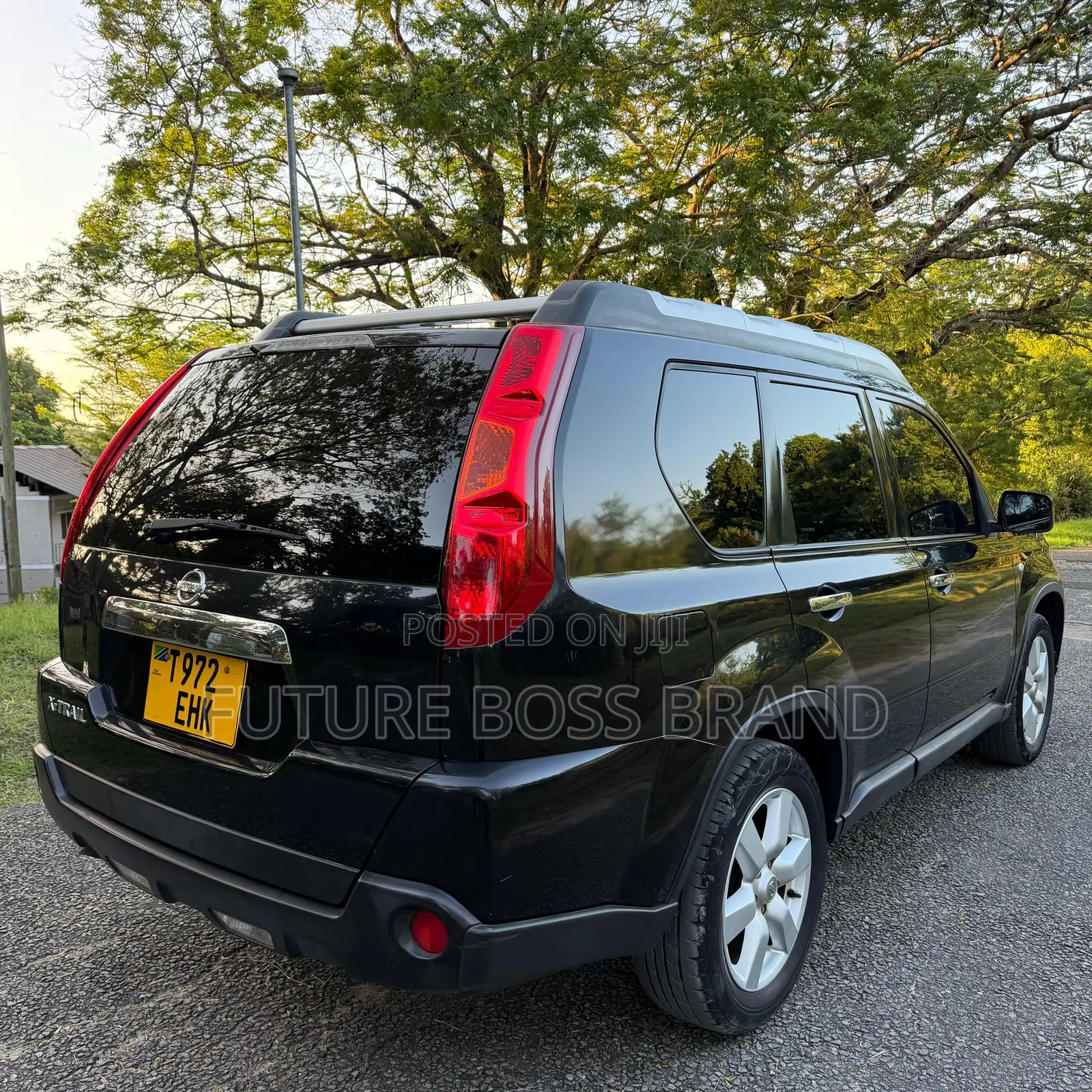 Nissan X-Trail 2.0 Petrol XE 2012 Black