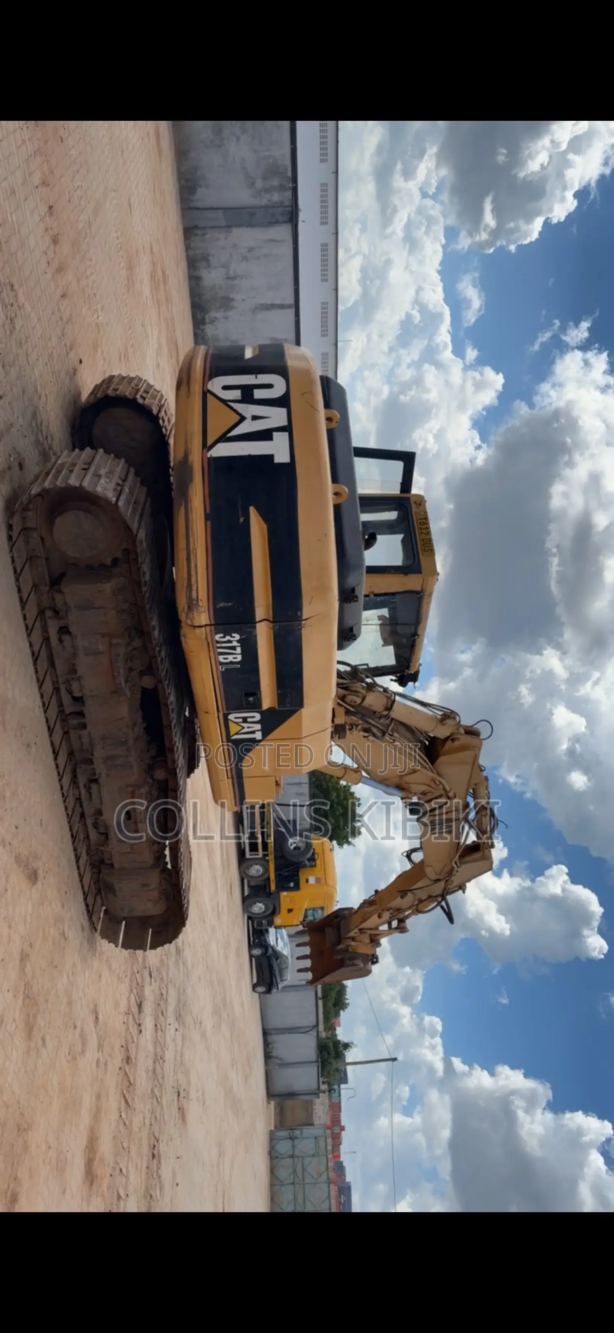 Cat 317 B Excavator
