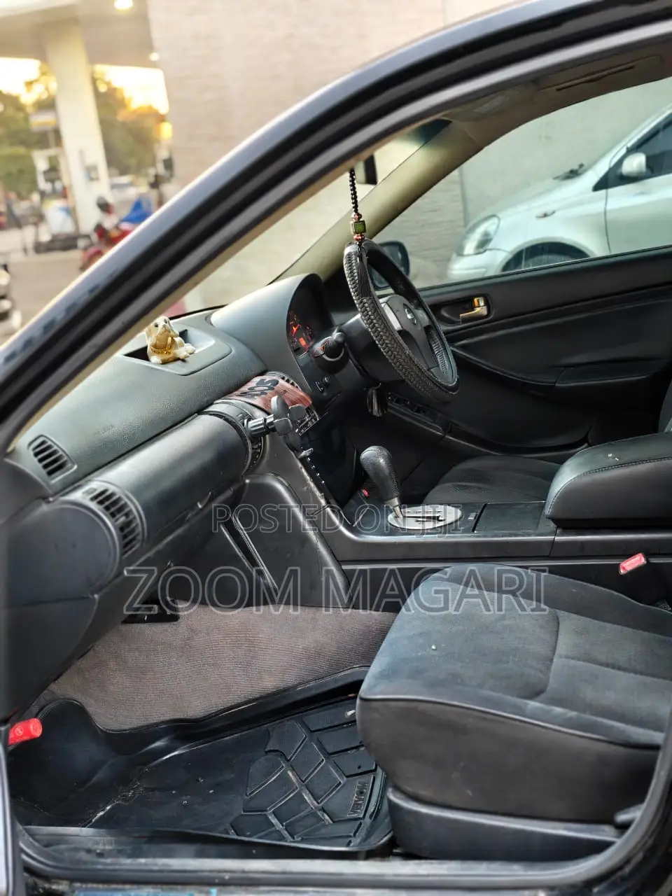 Nissan Skyline 2003 Black