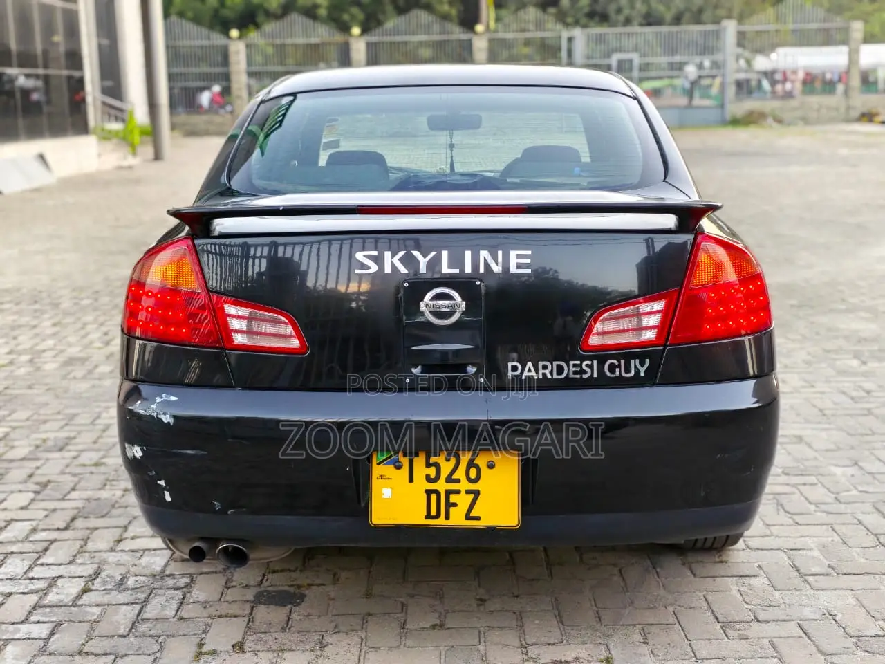 Nissan Skyline 2003 Black