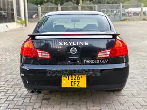 Nissan Skyline 2003 Black
