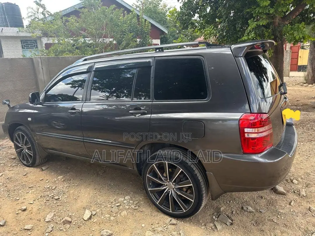 Toyota Kluger 2005 Gray
