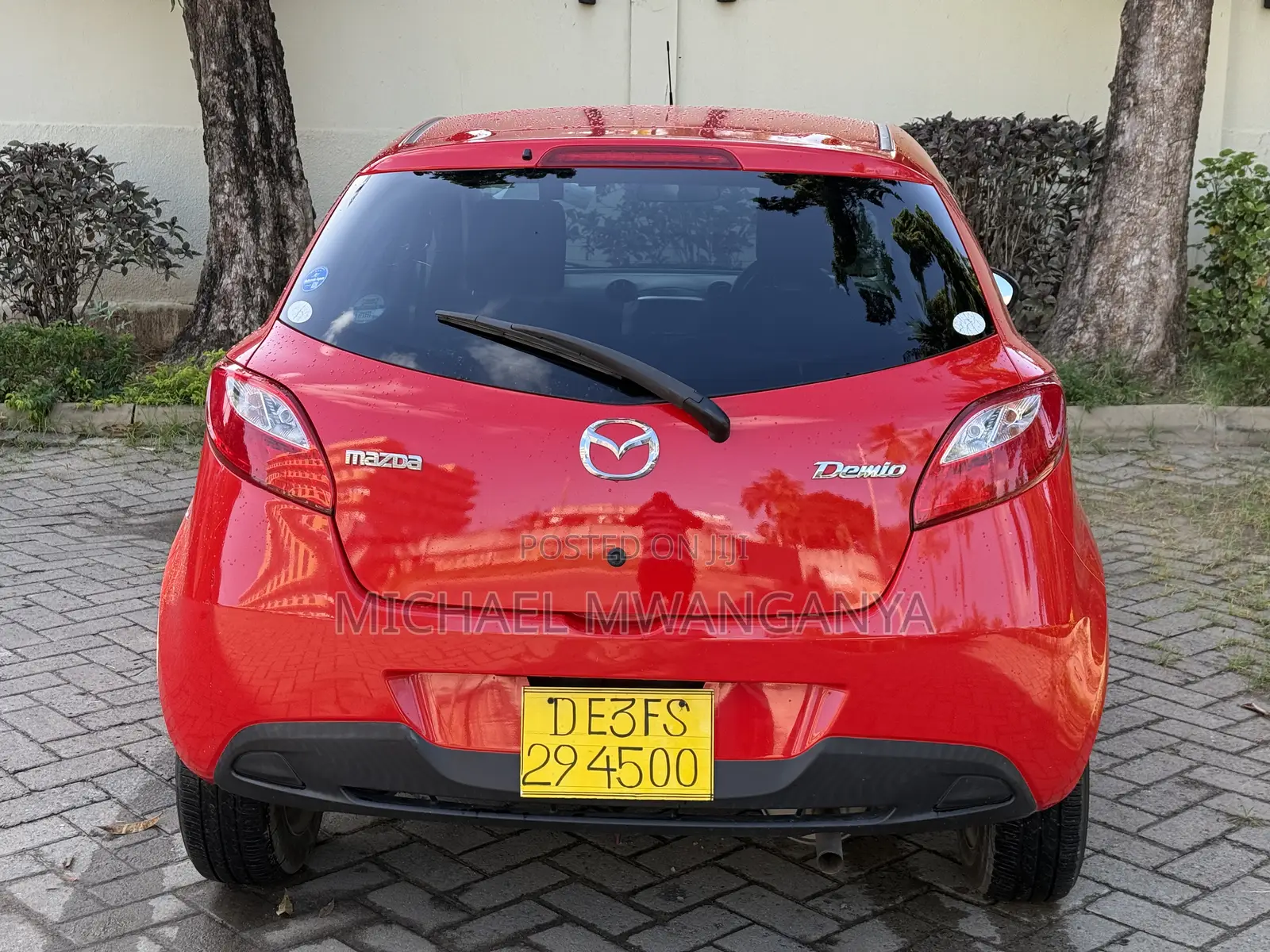 Mazda Demio 2010 Red