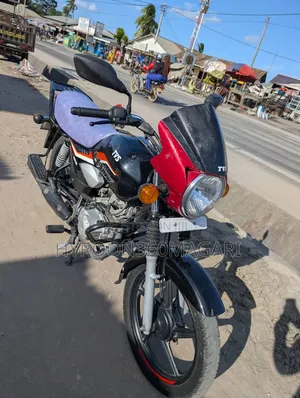 TVS HLX 125 2025 Black