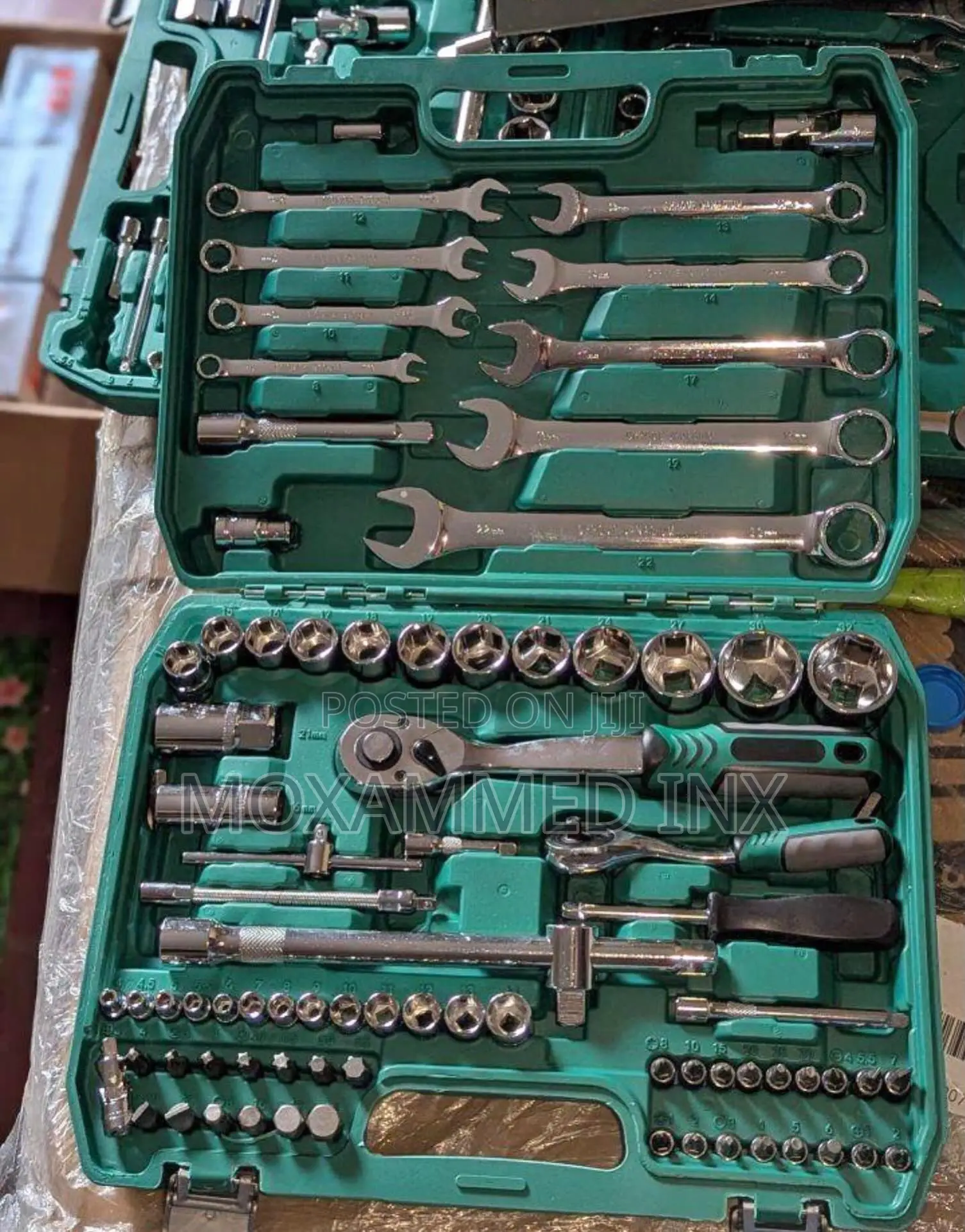 216-Piece Socket Wrench and Tool Set